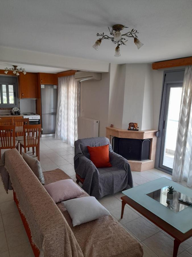 Dominikis Appartment Néa Péramos Esterno foto